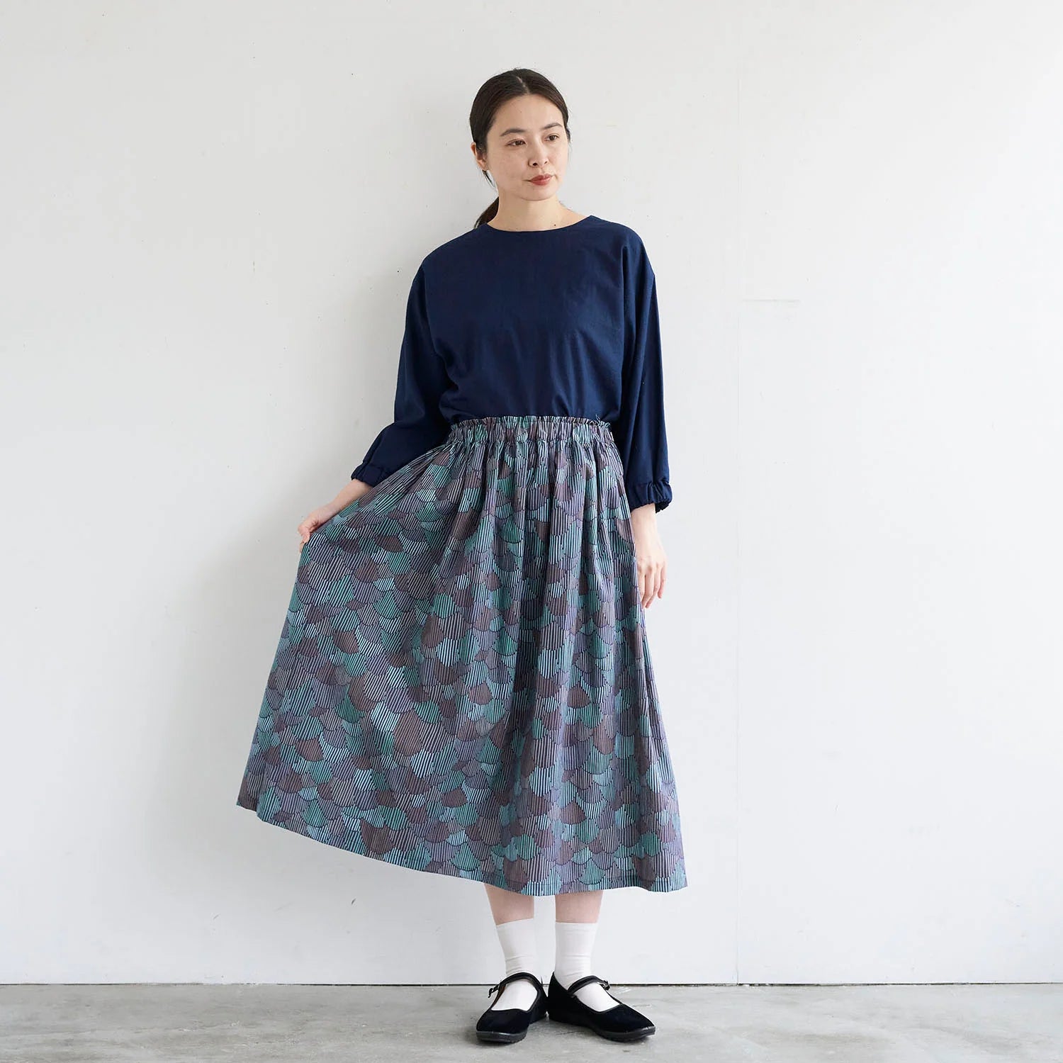 Bookhou Pathway Scallops - Cotton/Linen Sheeting