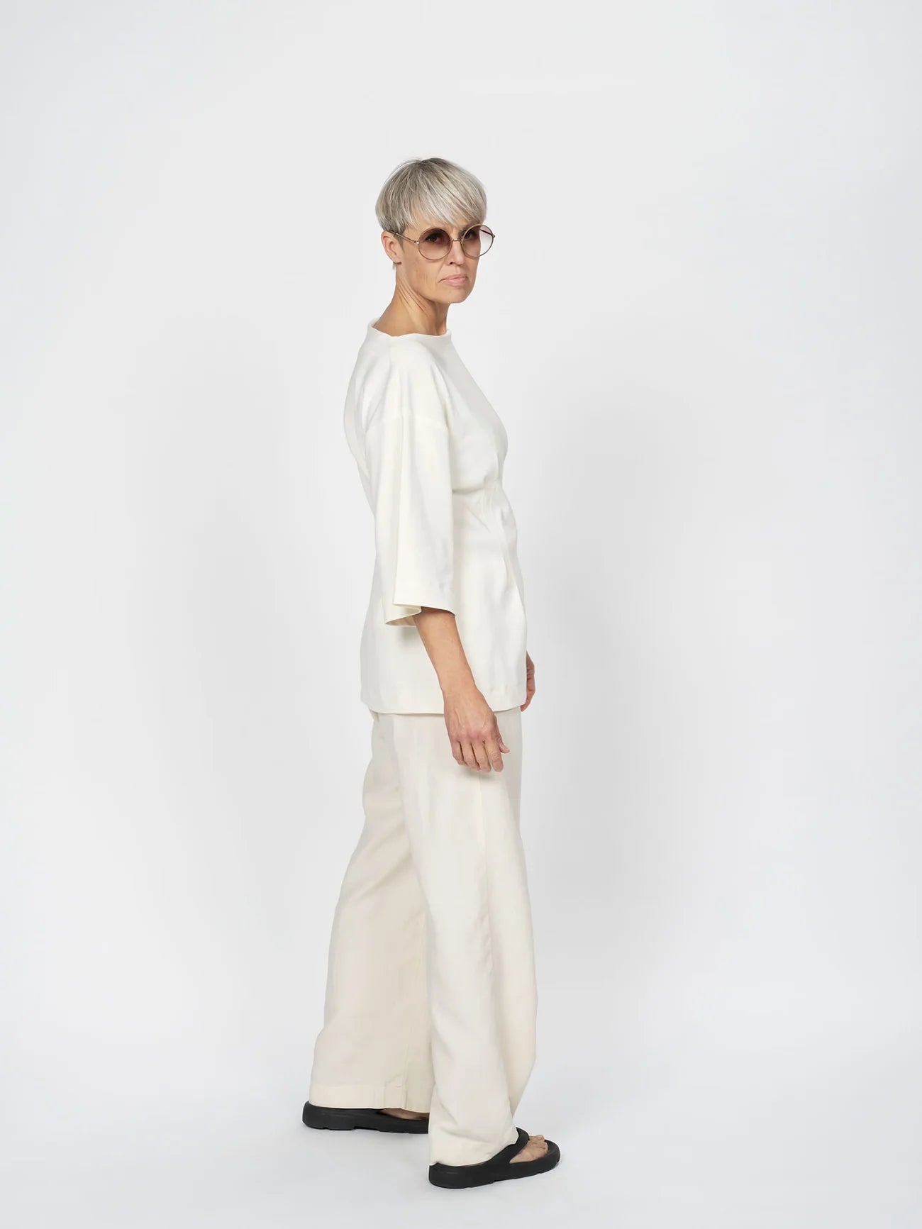 Fitted Waist T-shirt