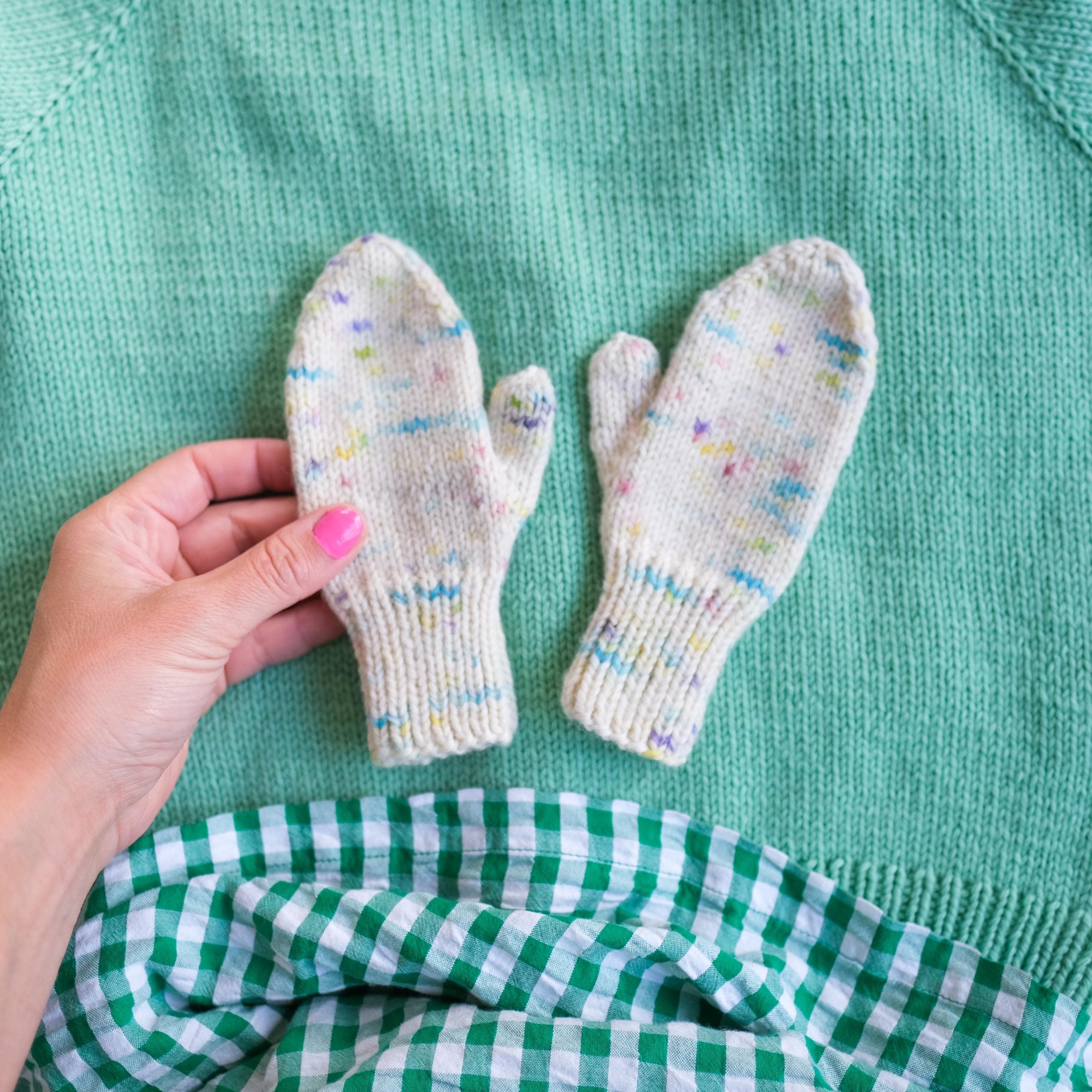 Tutti frutti mittens kids
