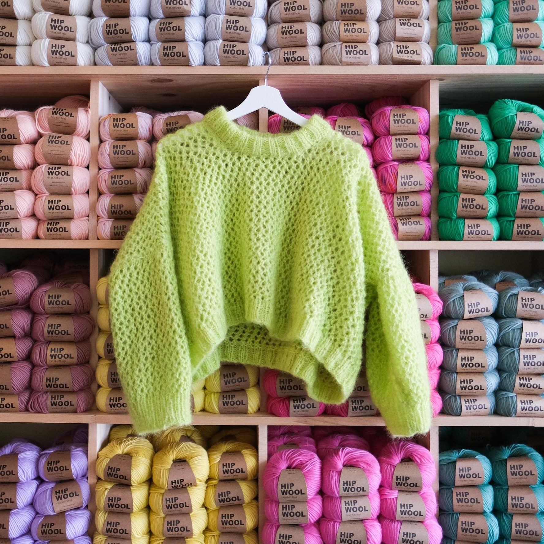 Kiwi sweater