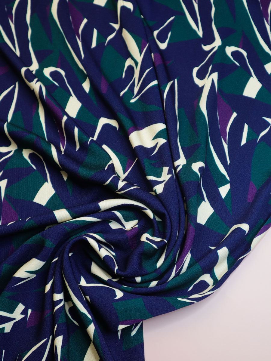 Vega Viscose Twill