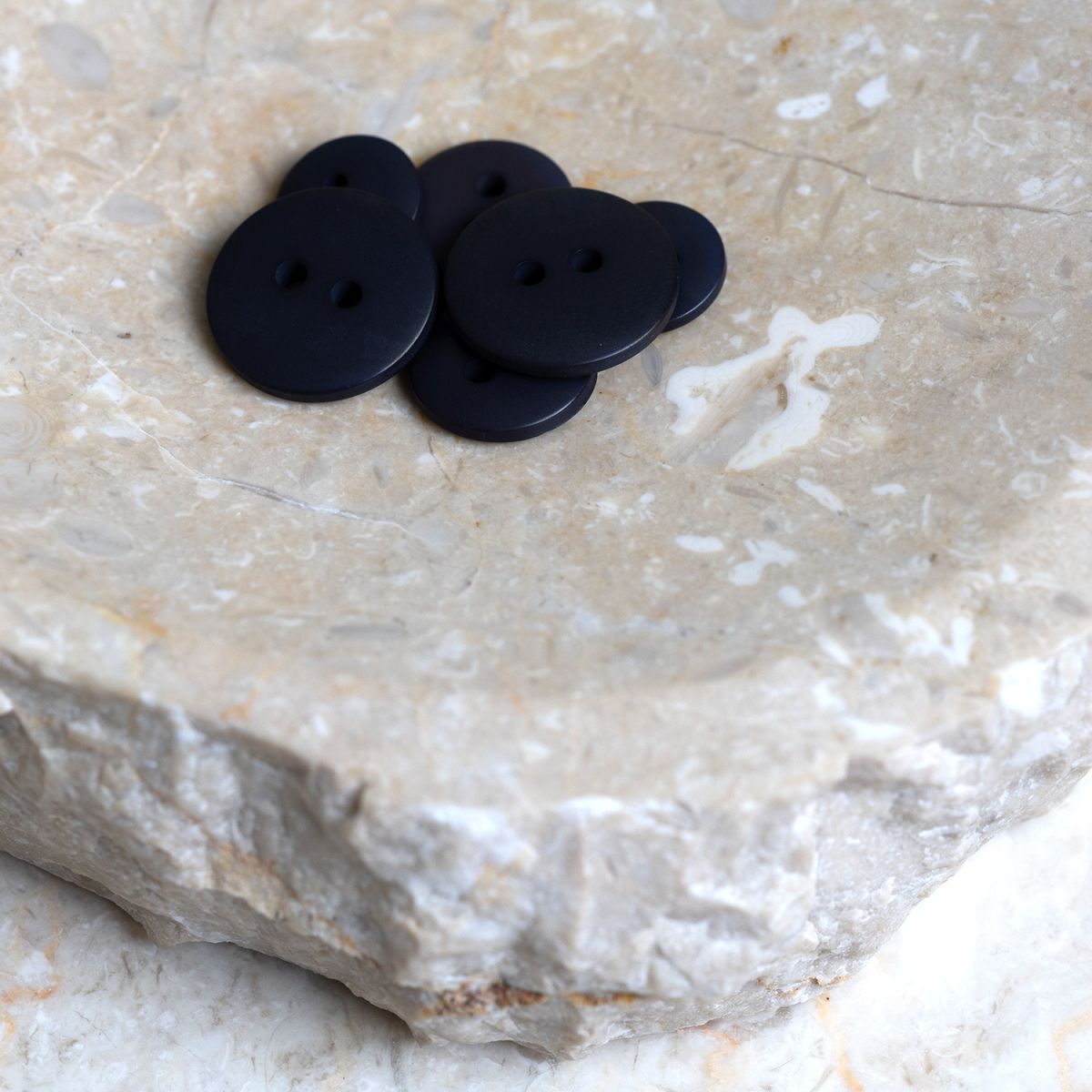 Classic Matte button, 12 mm