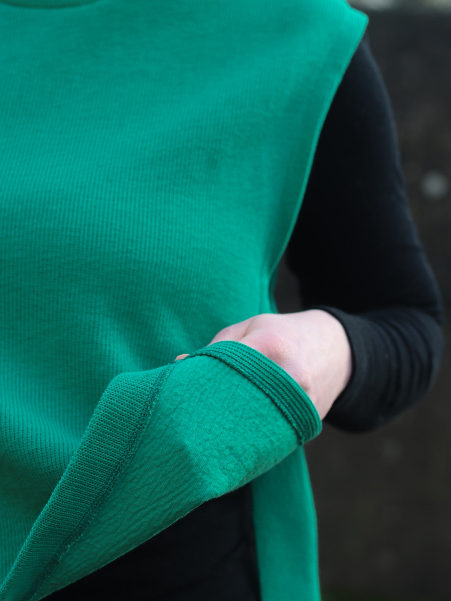 Hoda Vest