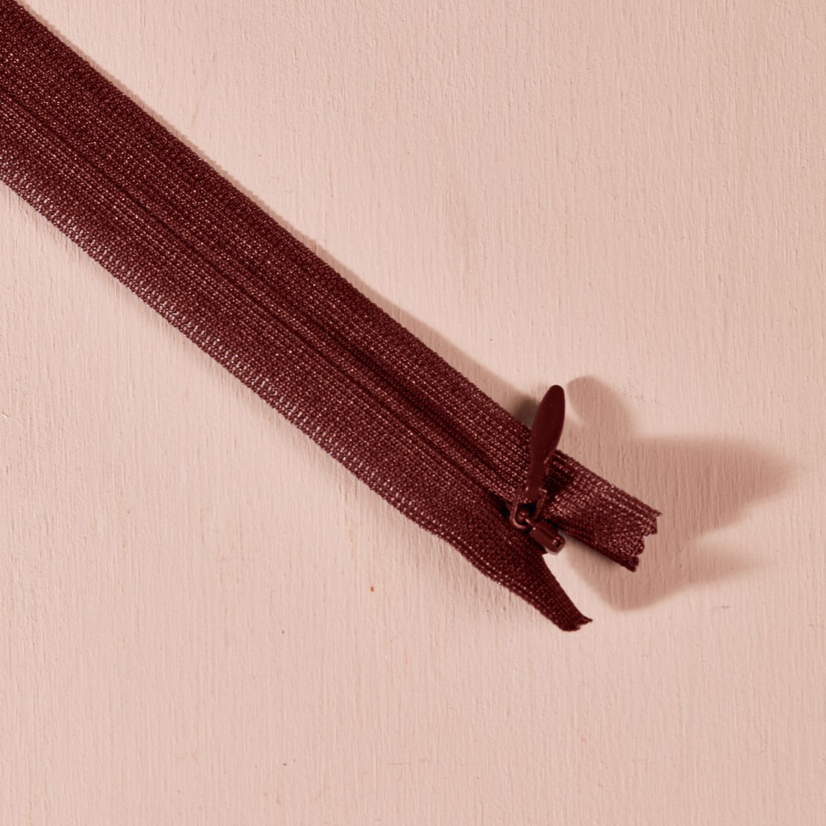Invisible zipper, 60 cm
