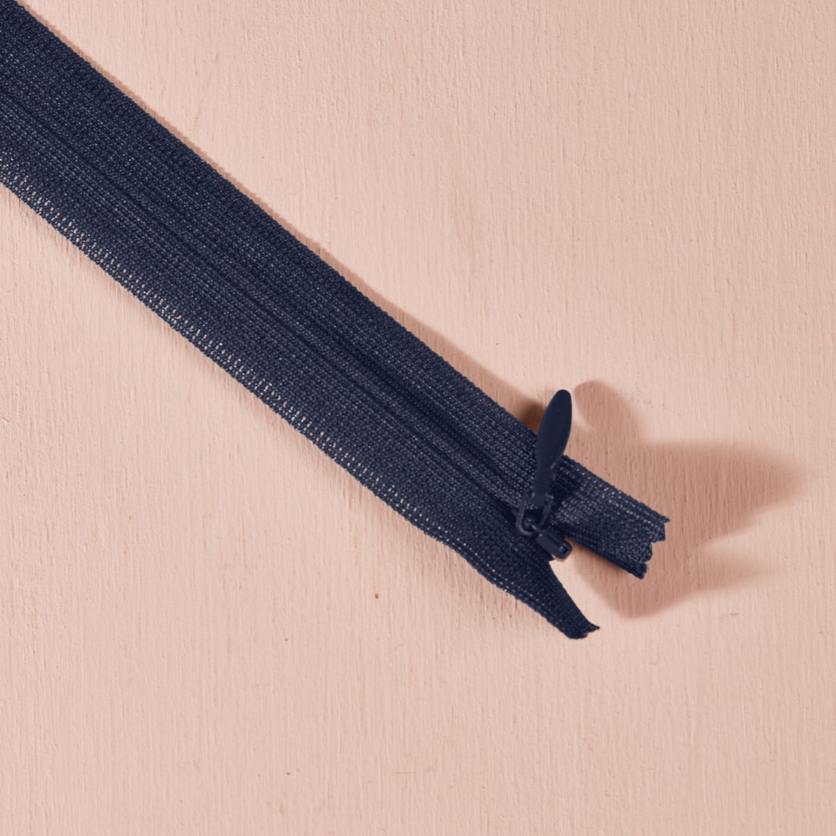 Invisible zipper, 60 cm