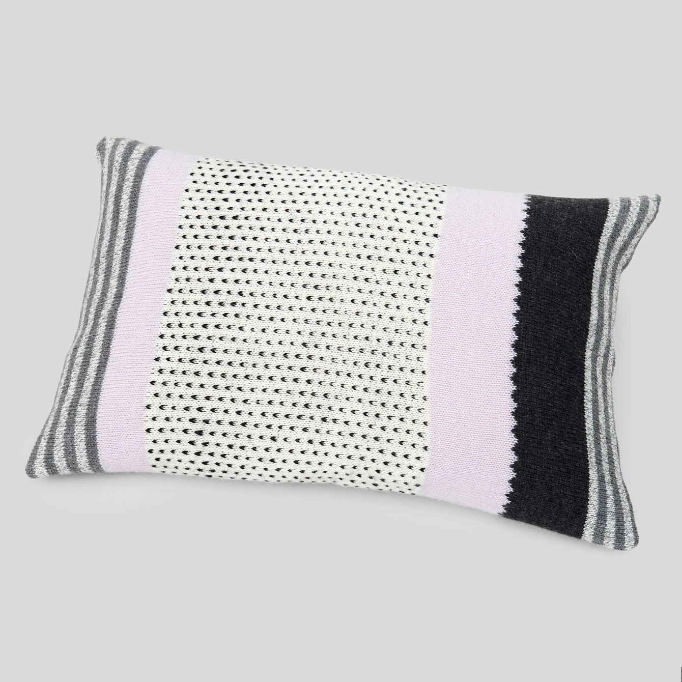 Tunø Knit Cushion