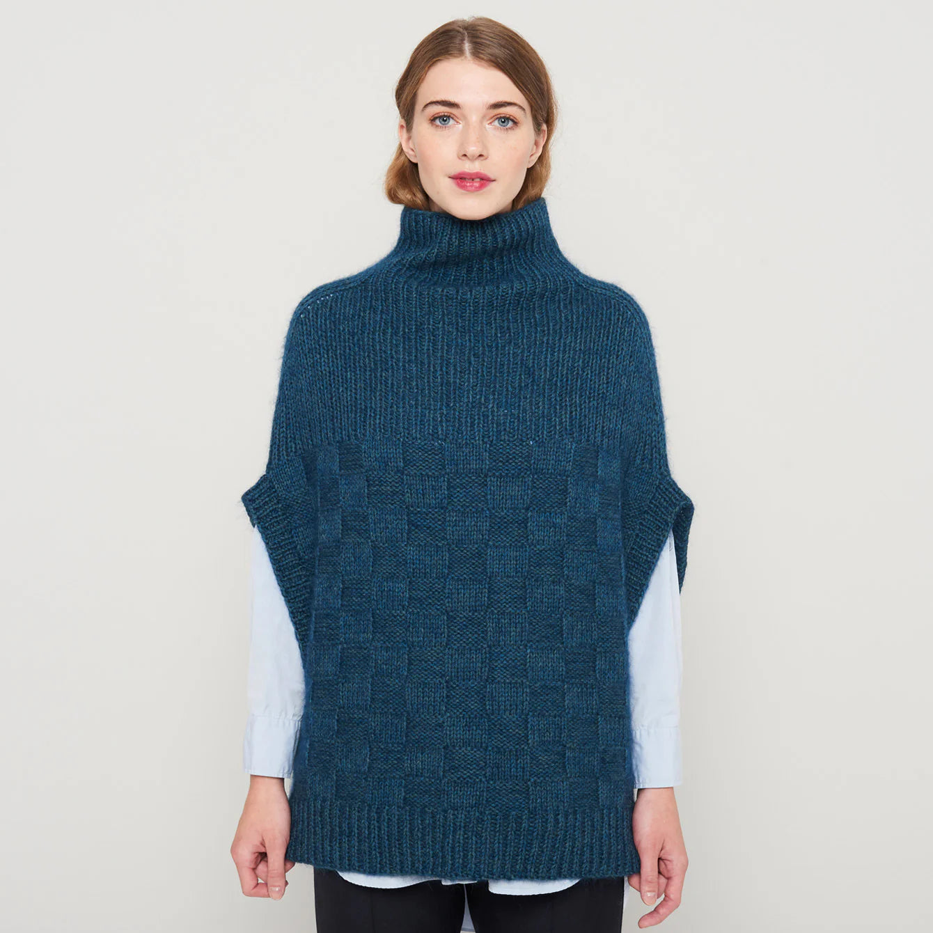 Aksø Strikket Poncho