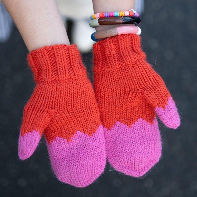 Pink Wave Mittens