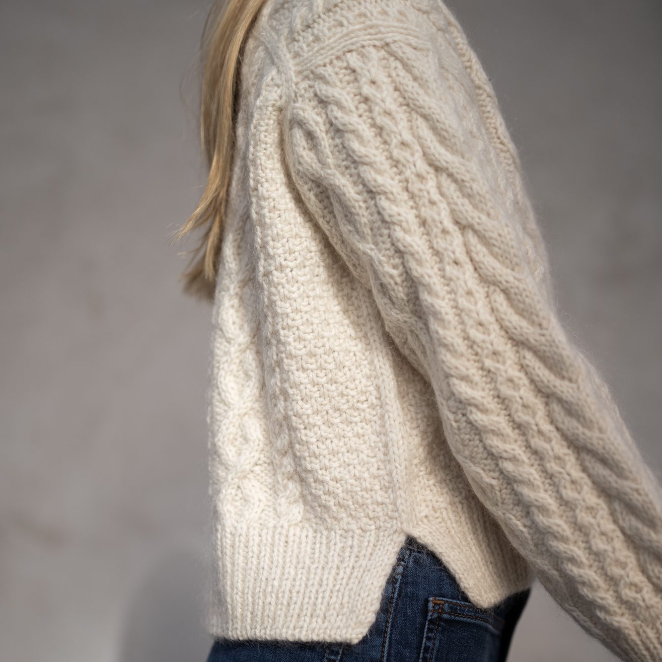 Walk the line sweater