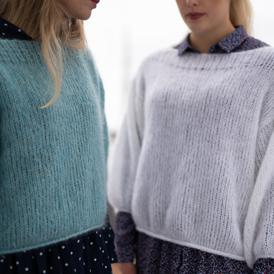 Lika a cloud sweater