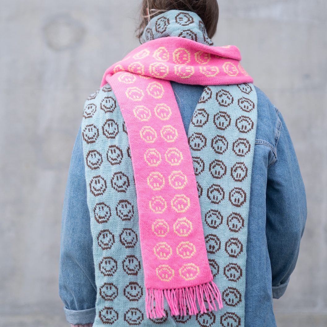 Put a Smile on Scarf