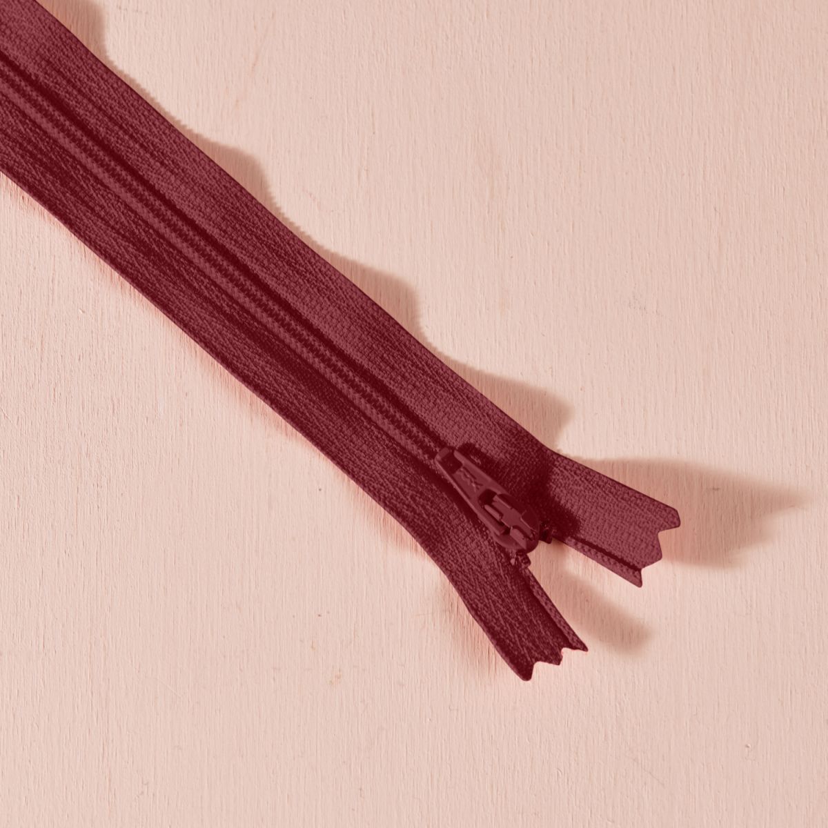 Visible zipper, 20 cm