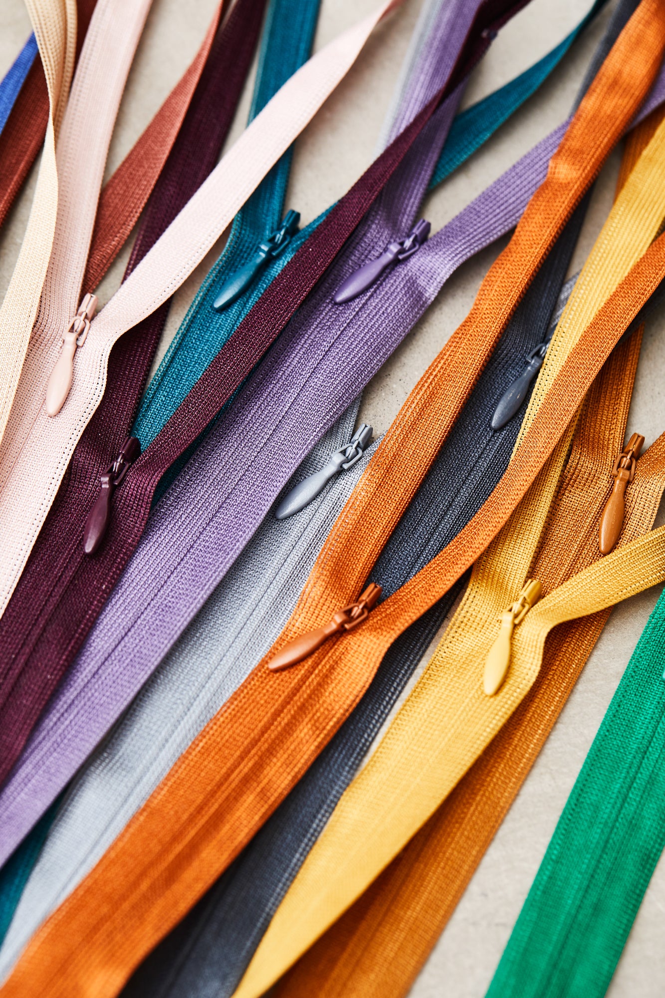 Invisible zipper - 30 cm