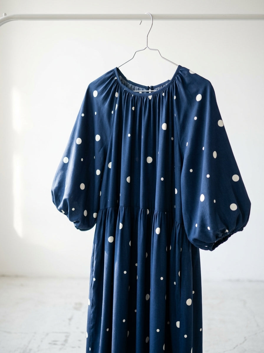 Dainty Dot - Blue