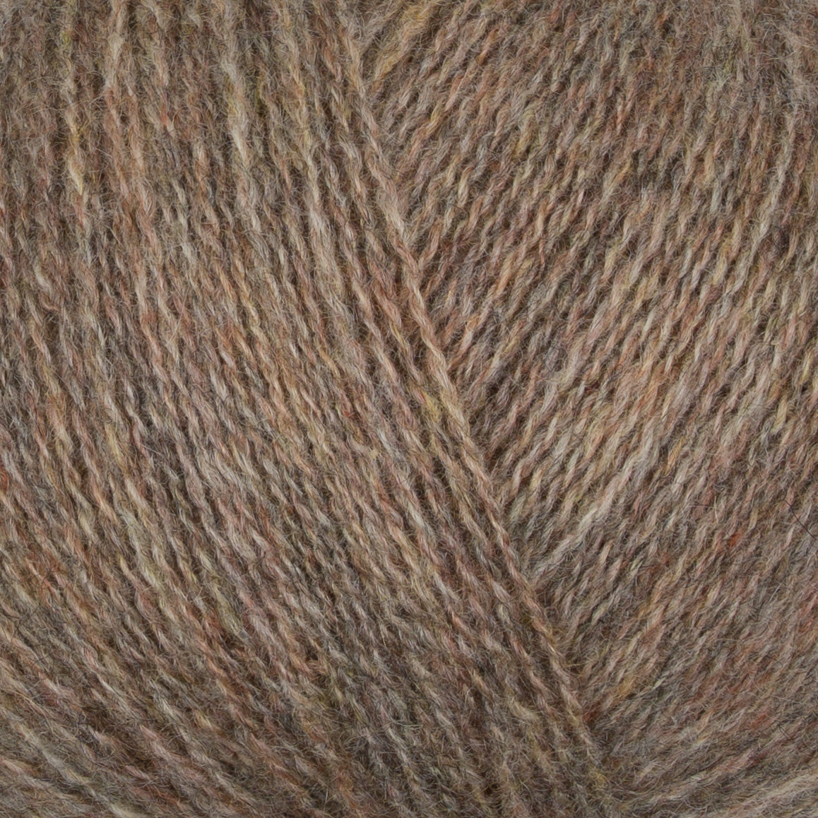 Cashmere Lace 120 B close-up