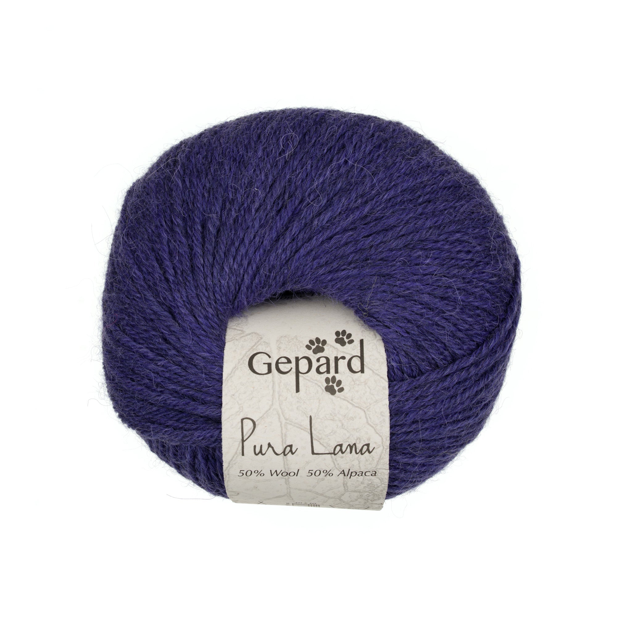 Gepard Pura Lana 670 Dark Purple yarn ball