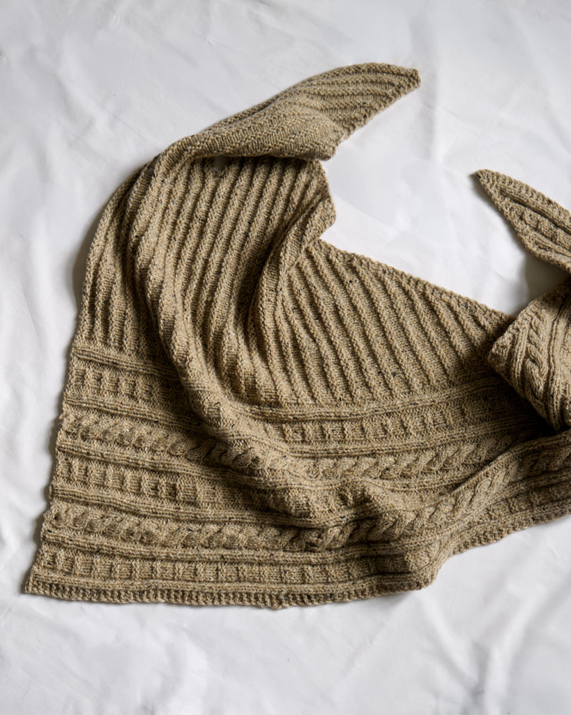 Sandoy Knit Shawl Tweed - Kit Couture