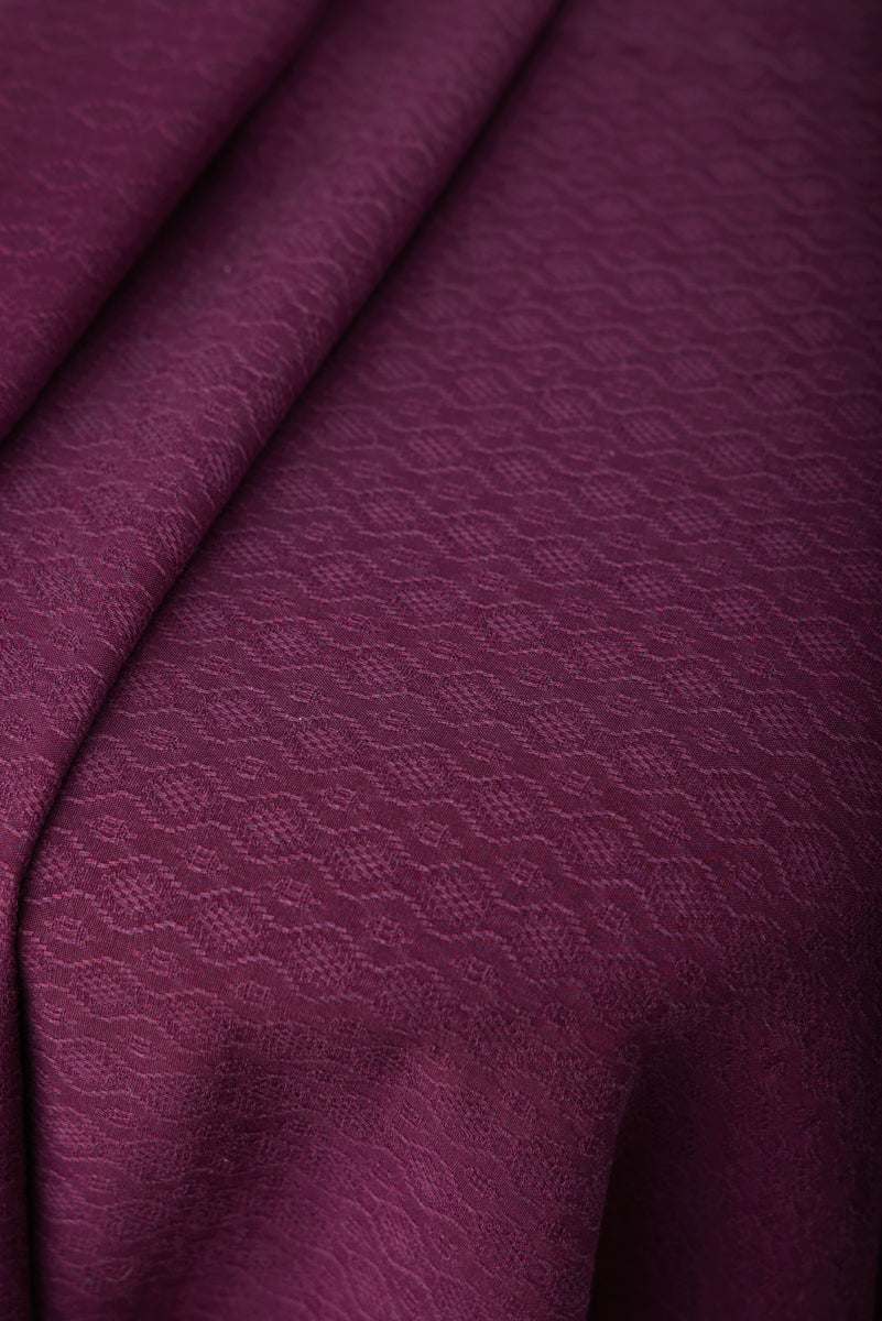 110x145 cm // Ruby Jacquard - Cherry