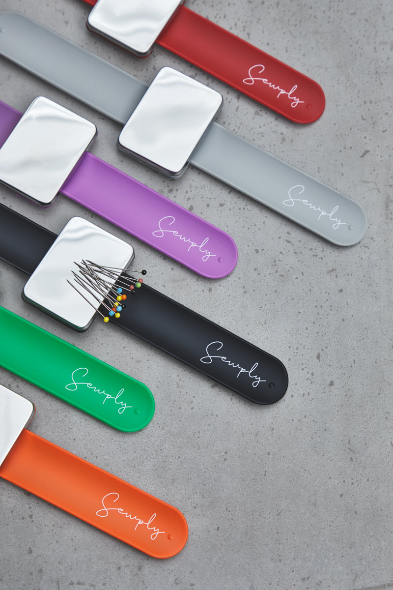 Magnetic Wrist Pin Holder