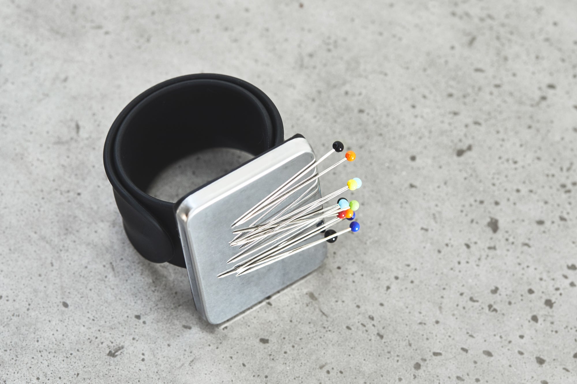 Magnetic Wrist Pin Holder