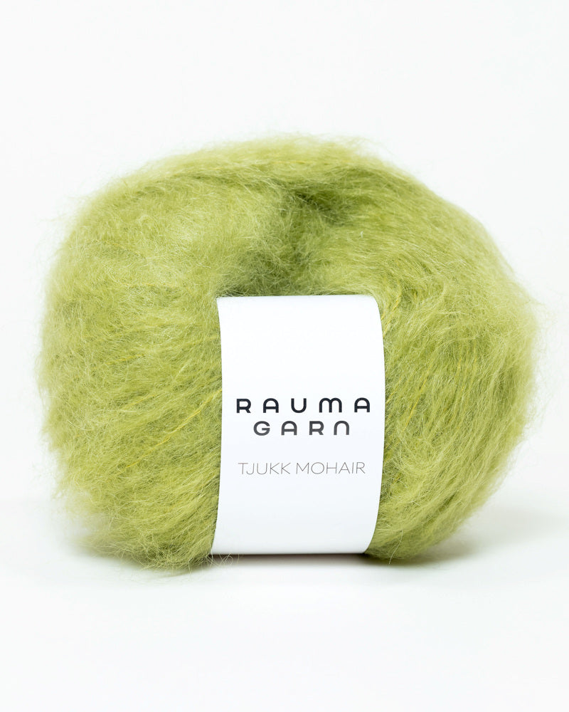 Rauma Tjukk Mohair 086 Spiregrønn yarn ball