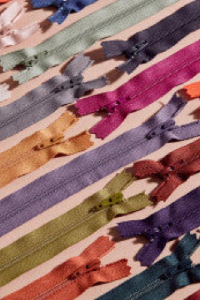 Visible zipper, 20 cm