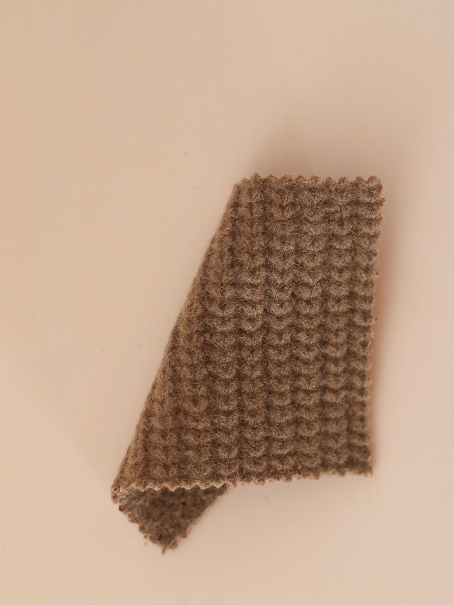 125x140 cm // Tribe Wool Knit