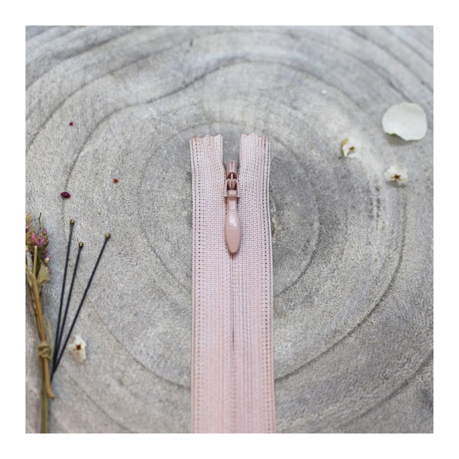 Invisible zipper, 60 cm