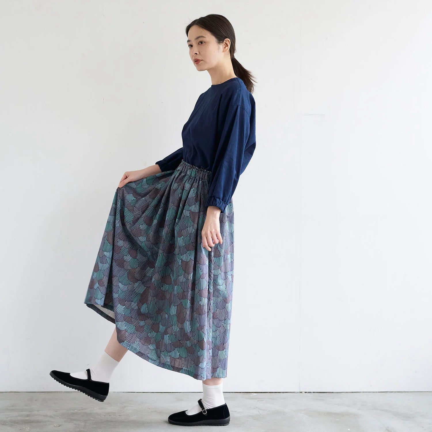 Bookhou Pathway Scallops - Cotton/Linen Sheeting