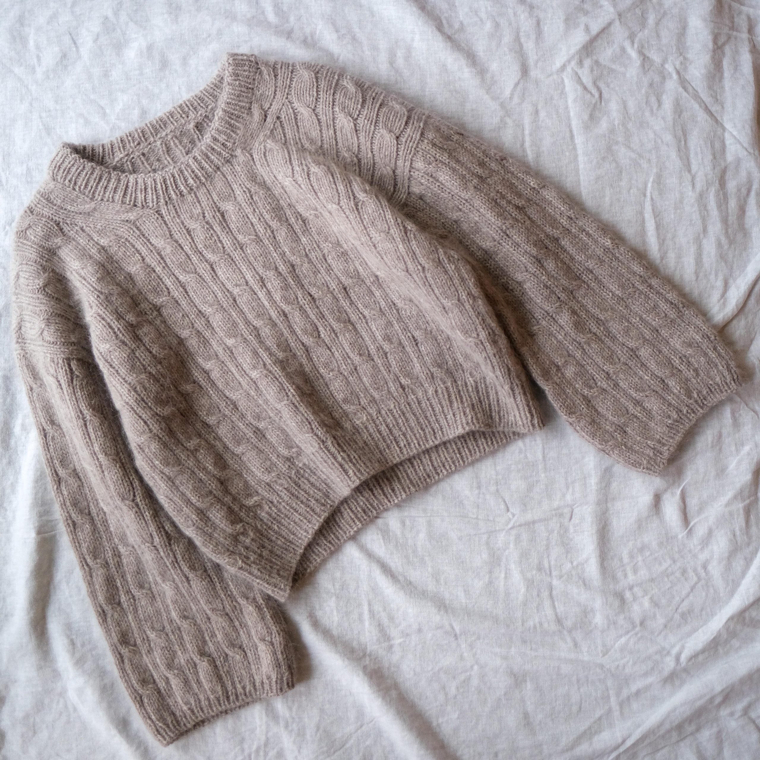 Lovestory sweater