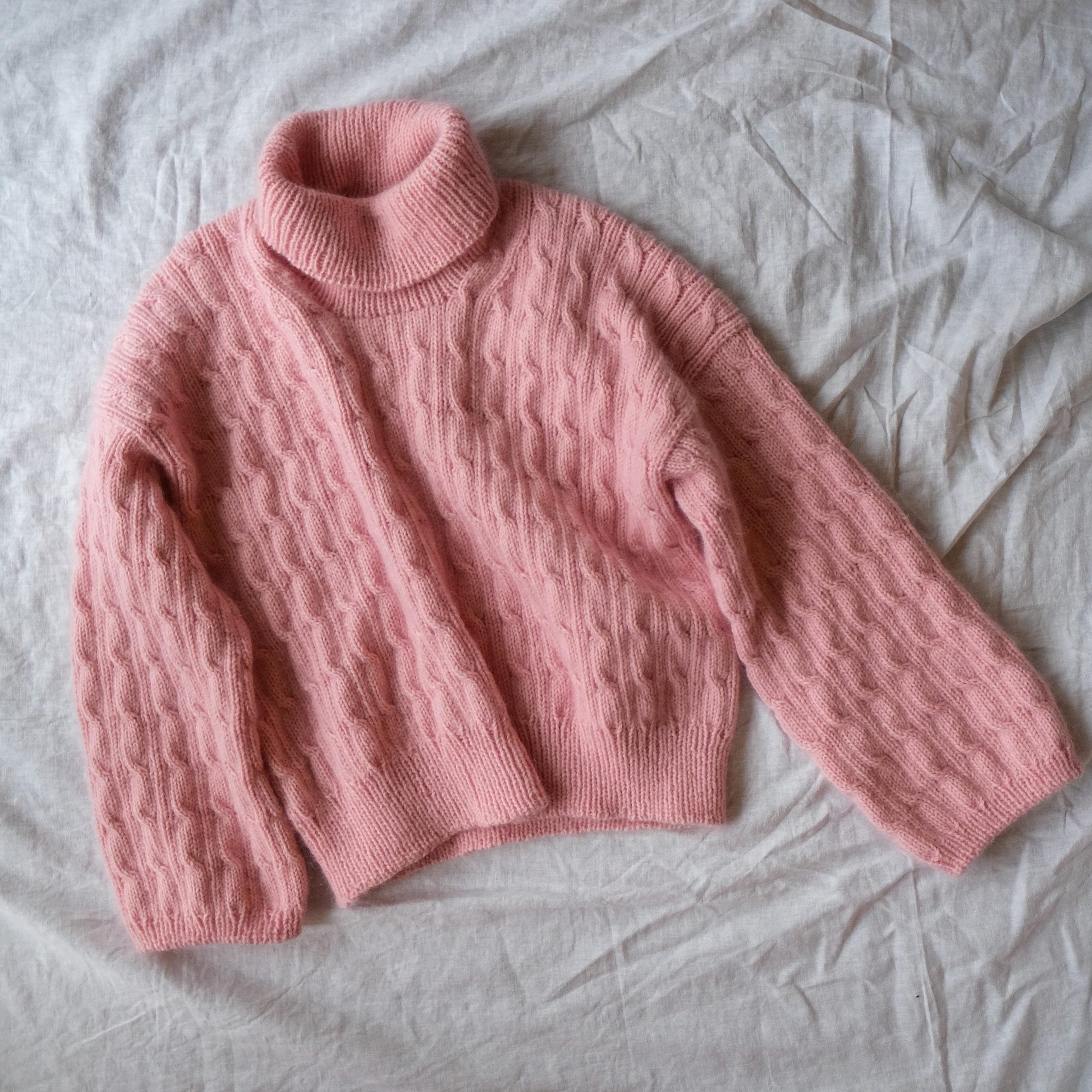 Lovestory sweater