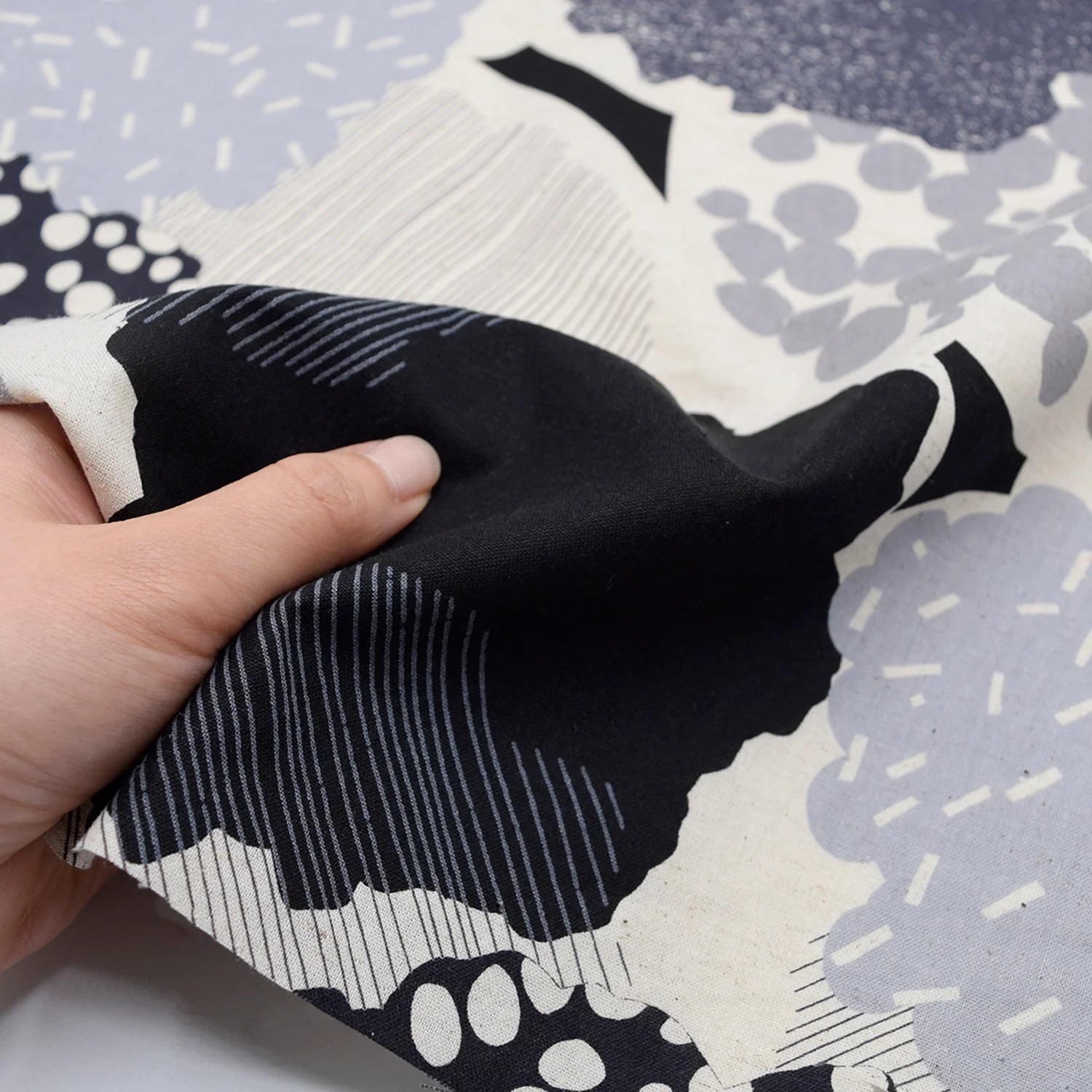 Echino Bright - Cotton/Linen Sheeting