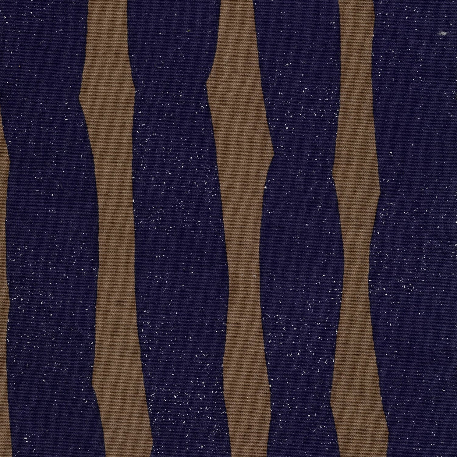 echino Sway – Dark Brown × Navy