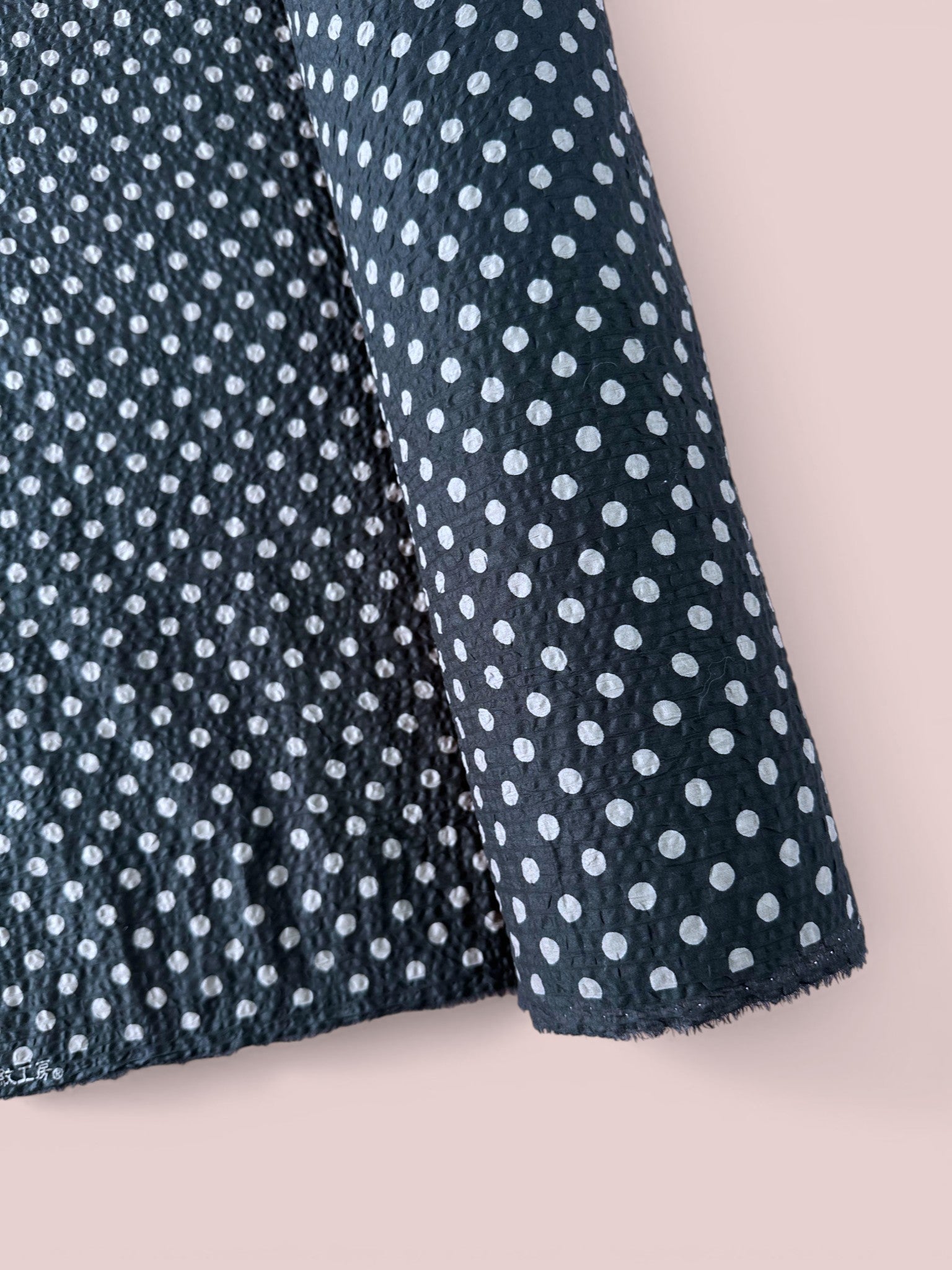Iris Dot Navy/Grey - Japanese Seersucker