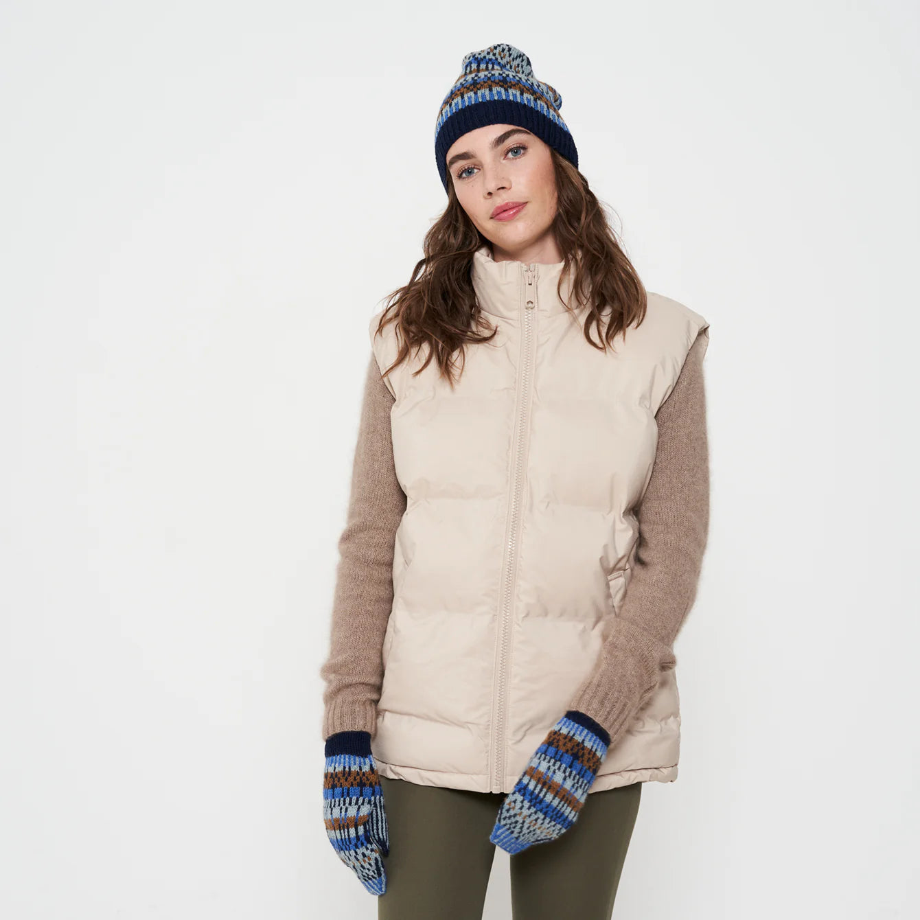 Baggen Knit Hat and Mittens