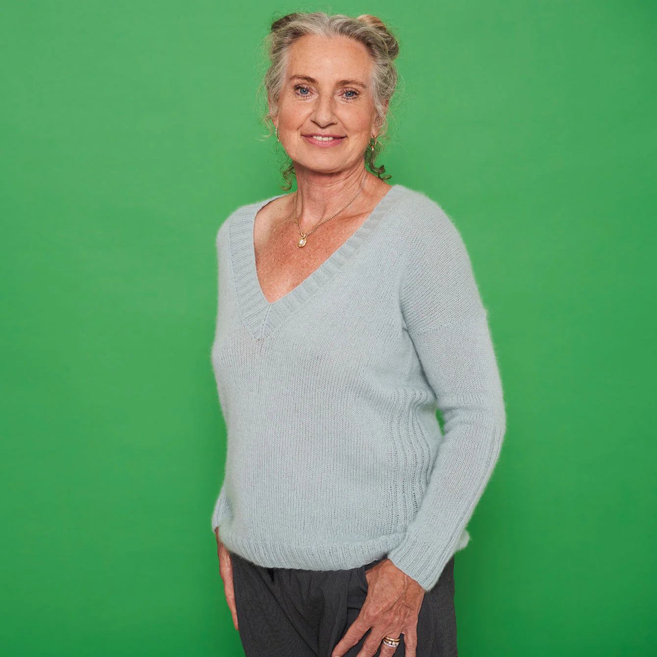 Borgan strikpullover med V-hals