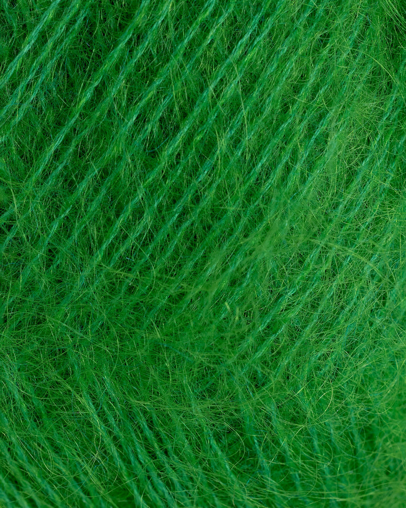 Rauma Mild Mohair 27 Skarp gronn yarn
