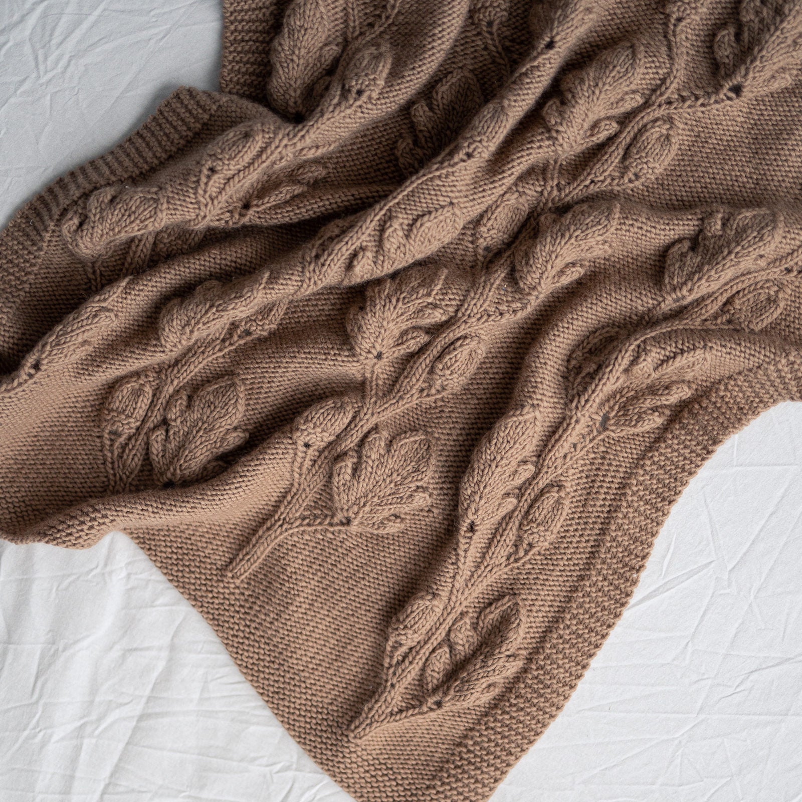 Oak leaf blanket