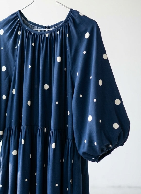 Dainty Dot - Blue