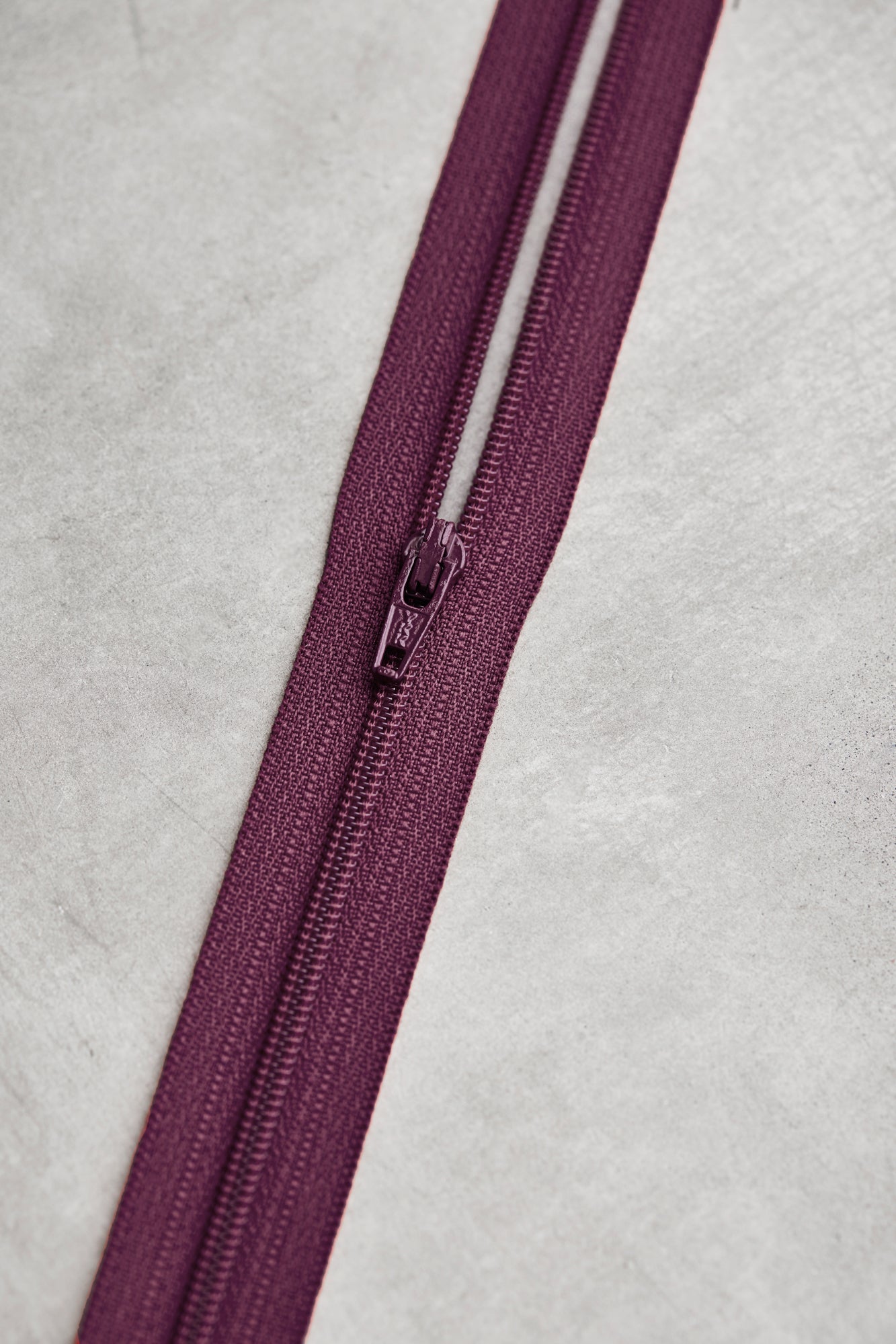 Basic coil zipper - 18 cm