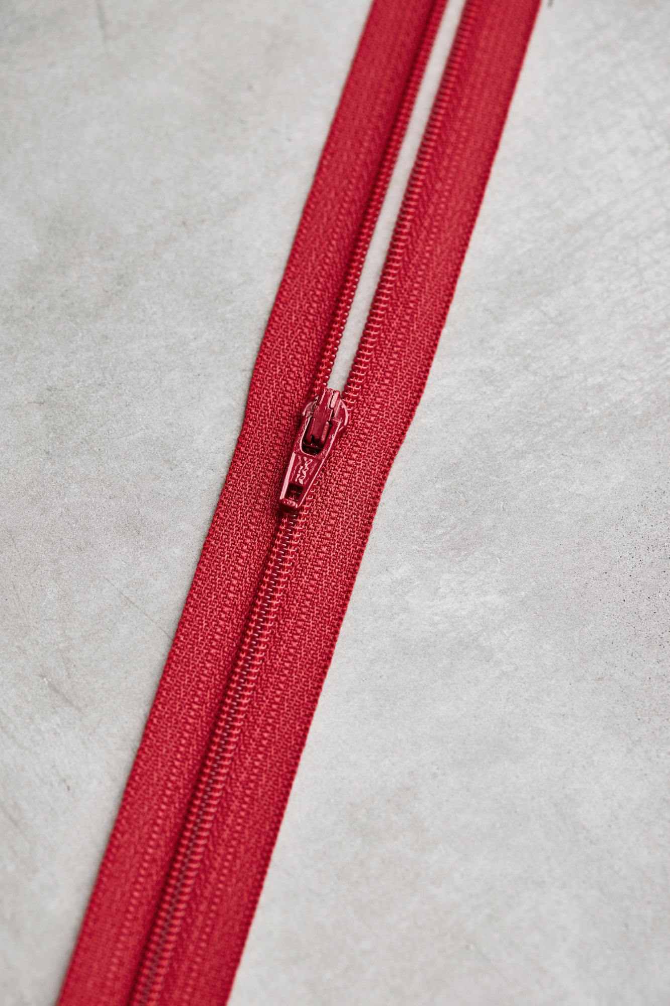 Basic coil zipper - 30 cm