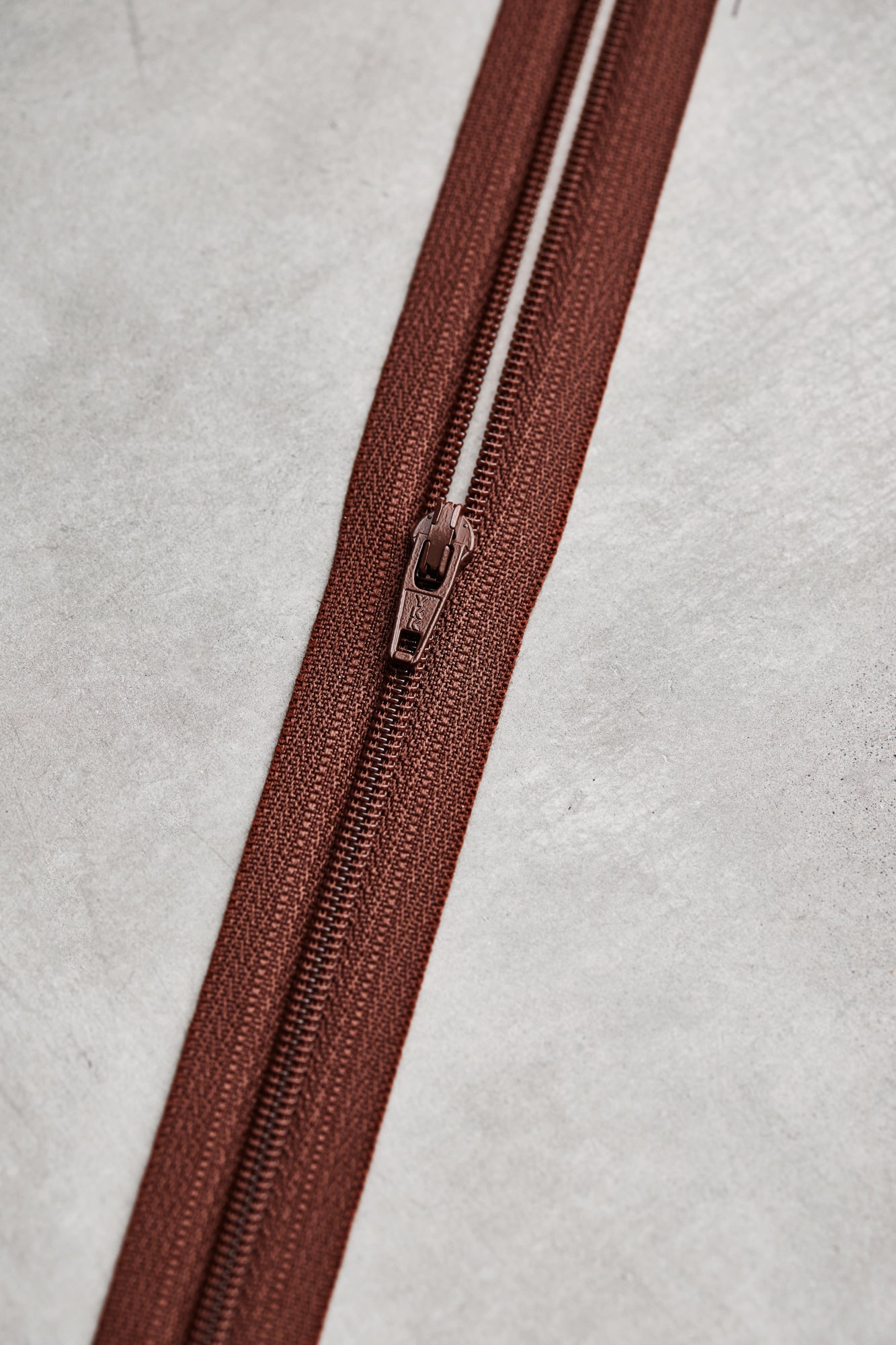 Basic coil zipper - 18 cm