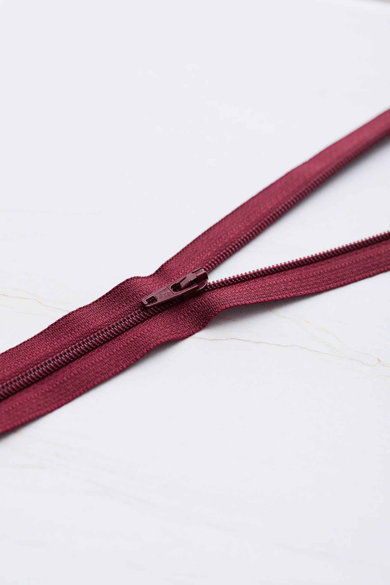 Basic coil zipper - 18 cm