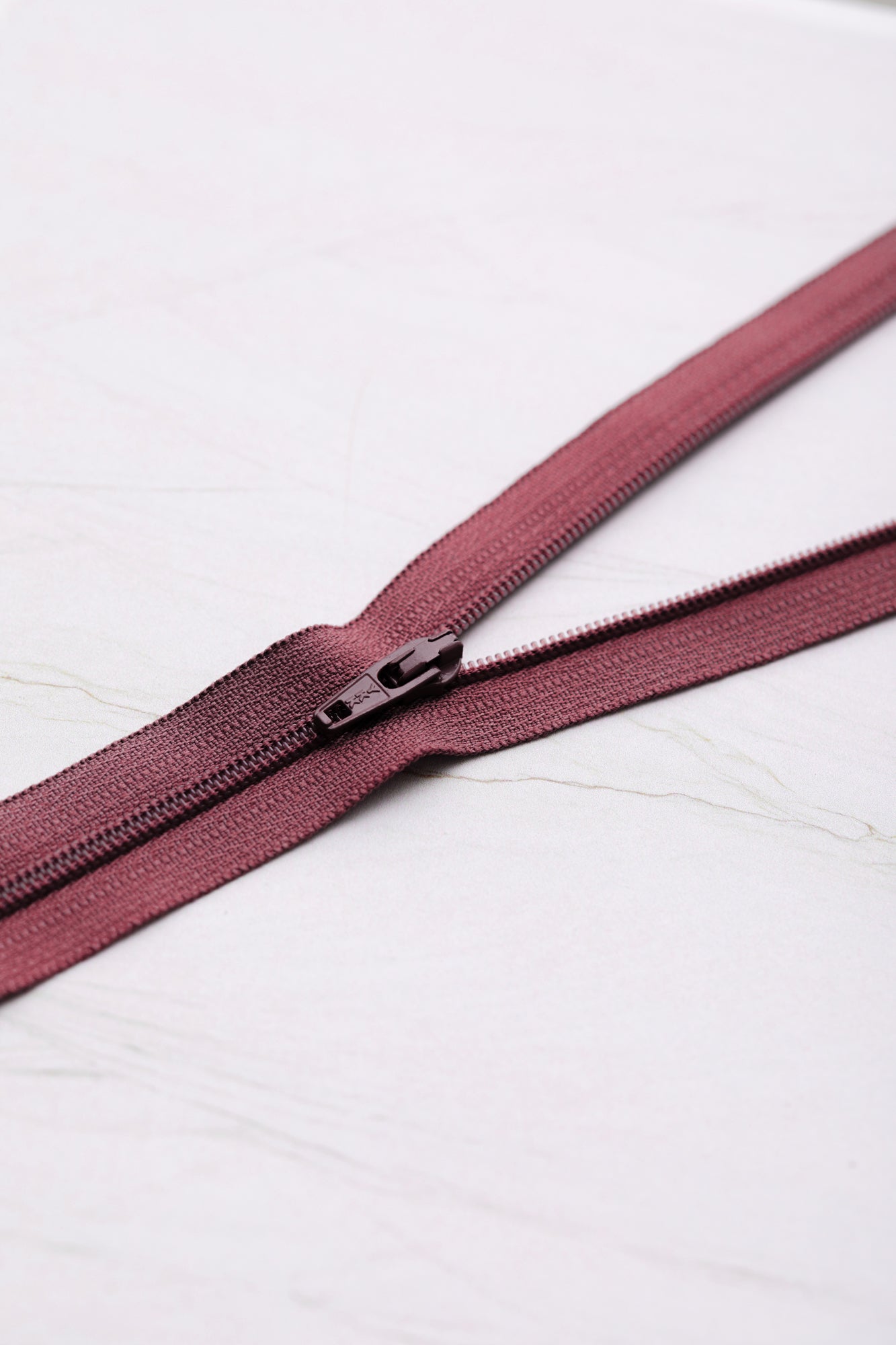 Basic coil zipper - 30 cm