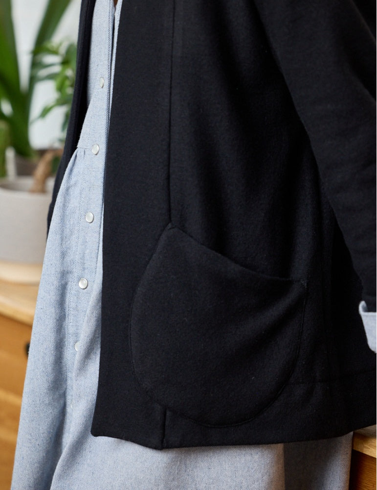 Cosy sewing pattern by Atelier Scammit