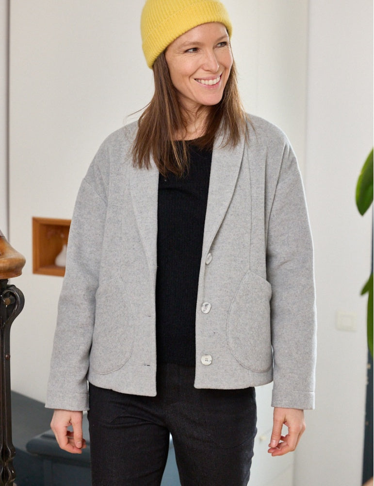 Cosy sewing pattern by Atelier Scammit