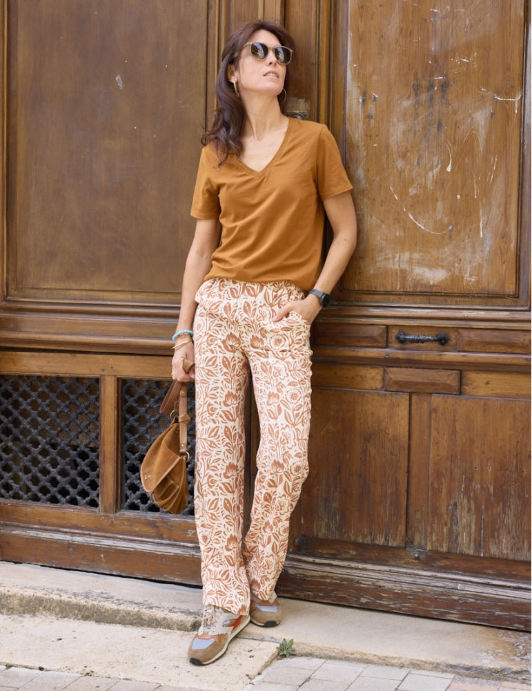 Etincelle trousers sewing pattern by Atelier Scammit