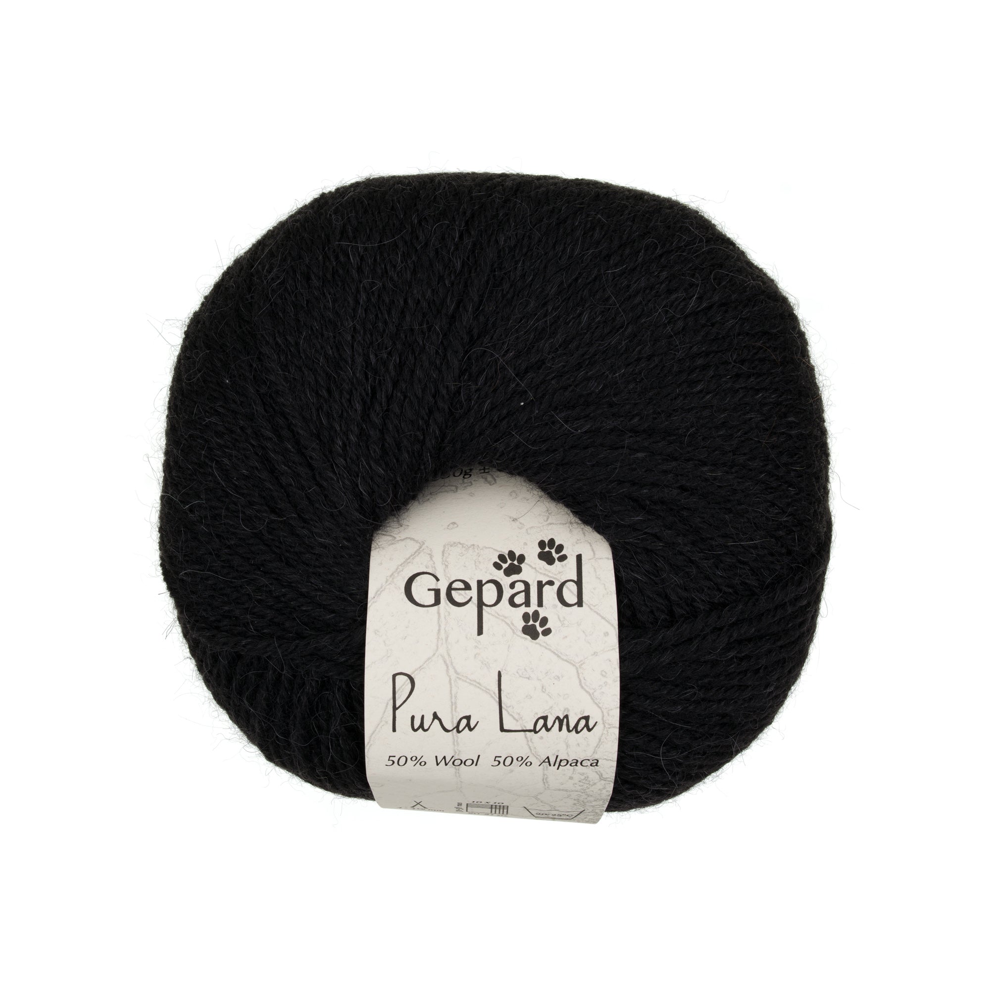 Gepard Pura Lana 599 black yarn ball