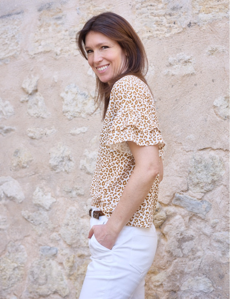 Idole blouse and dress sewing pattern by Atelier Scammit