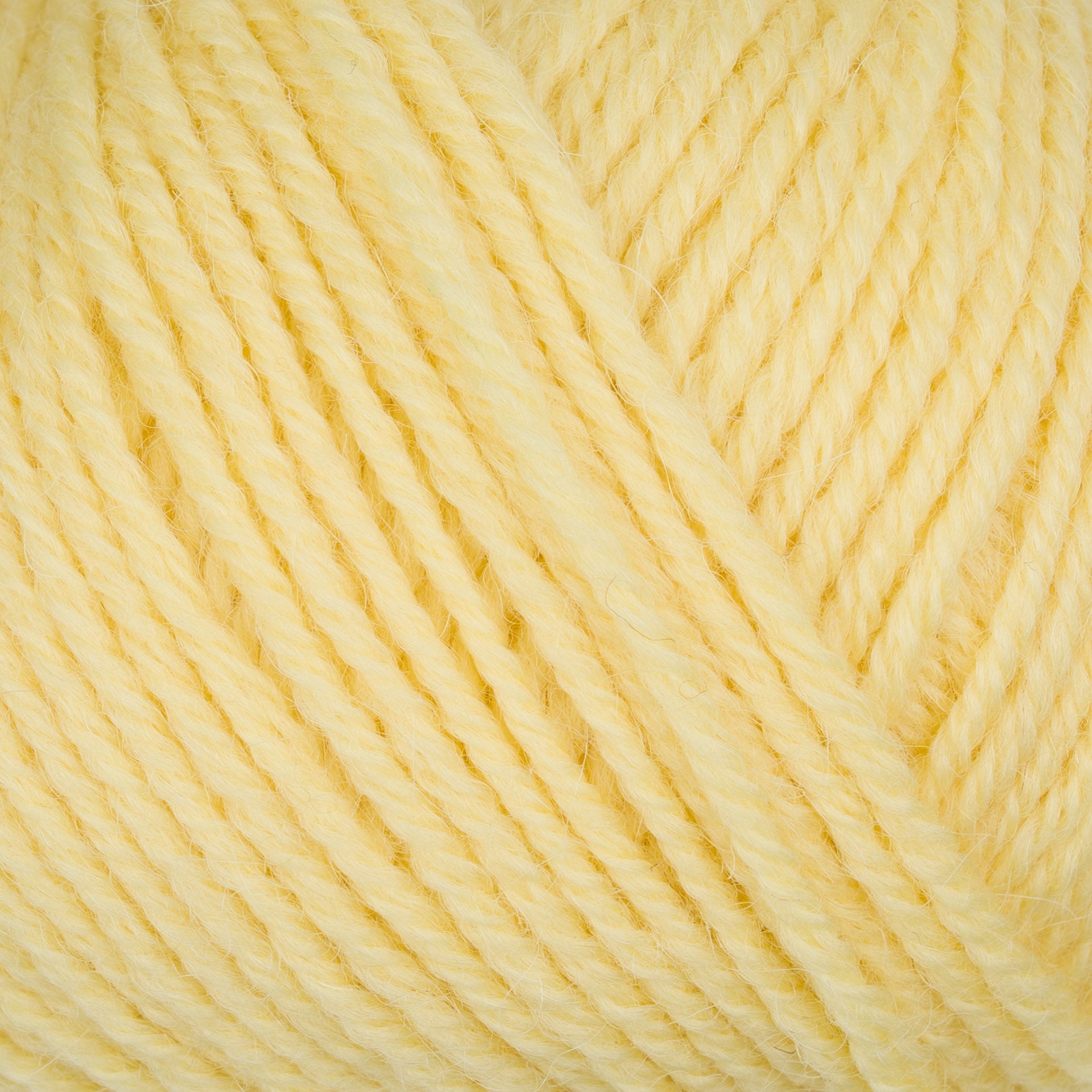 Gepard Pura Lana 122 Mellow Yellow close-up